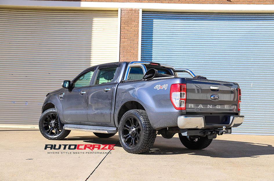 FORD-RANGER-VAPOR-MATTE-BLACK